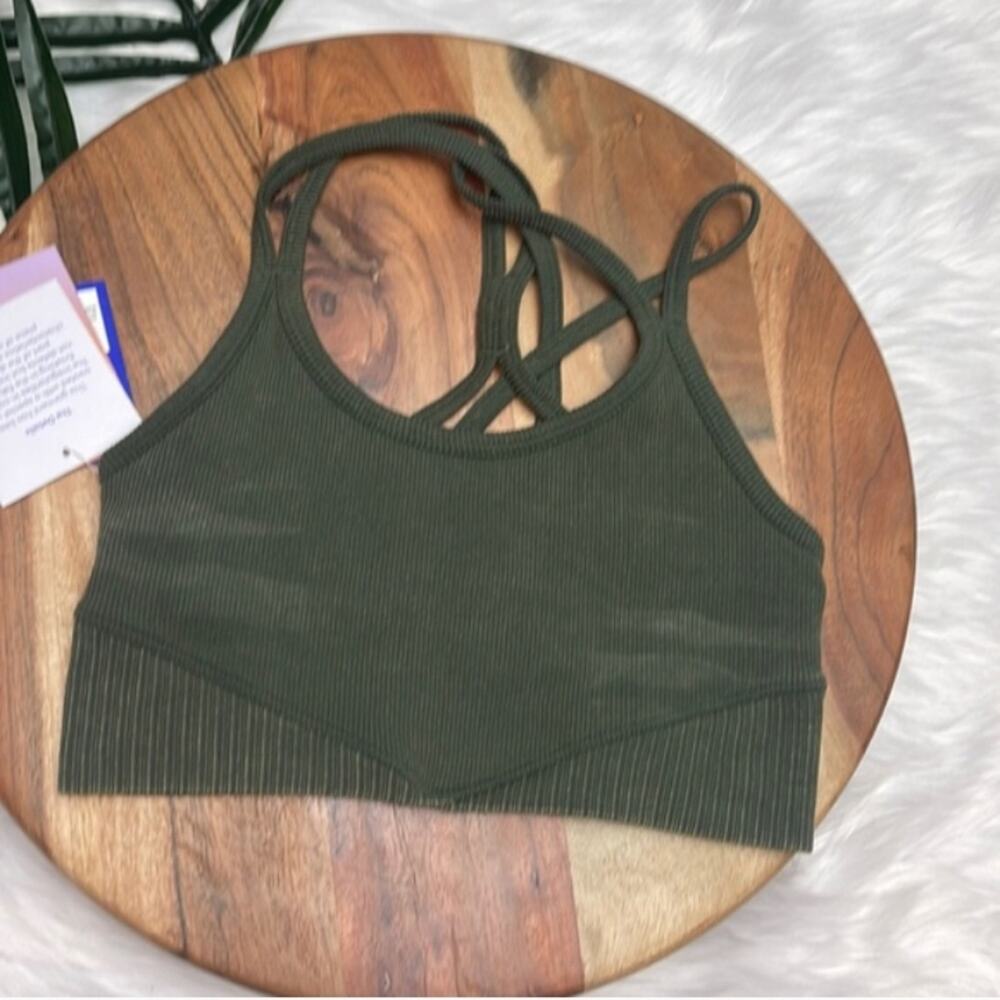 NWT JoyLab Women's Ribbed Seamless Bra in Olive